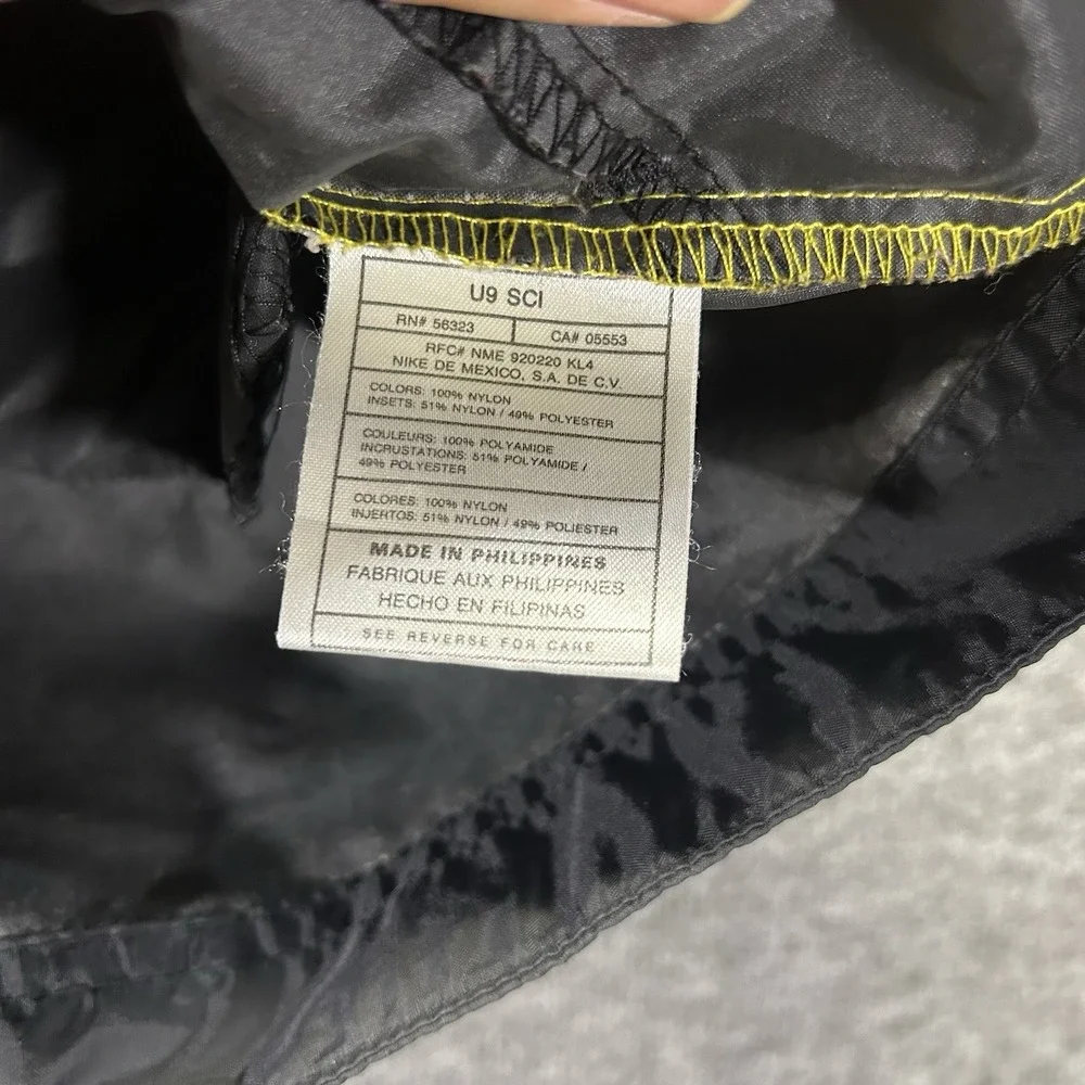 Vintage‎ 90s Nike Windbreaker Jacket Snap Yellow Black Size Youth Small (8)